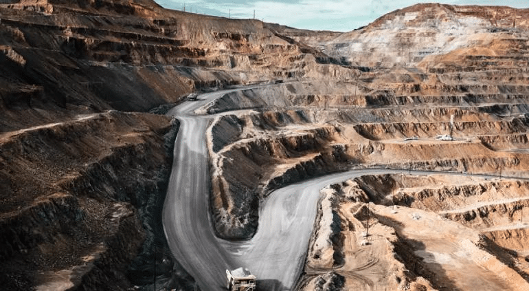 Inspecciona Gobierno Federal nexos entre minas y narc0