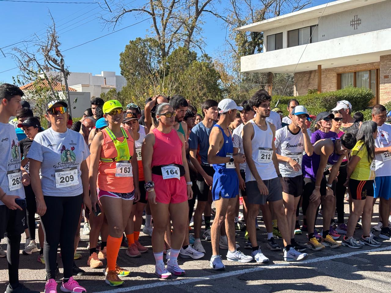 Se vive una auténtica fiesta con la LVI Carrera Guadalupana en Camargo