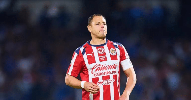 Defienden a Chicharito tras penal fallado y eliminación de Chivas