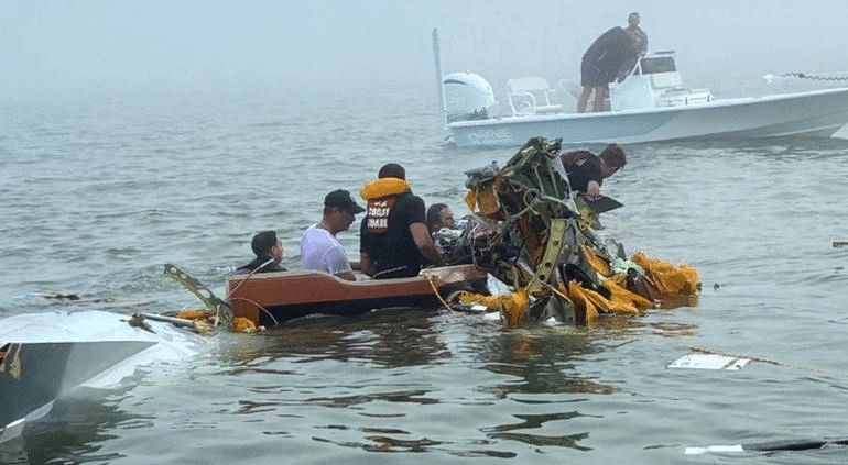 Avionazo en Texas: 5 muertos, desaparecido y dos sobrevivientes 