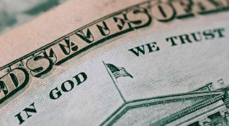 Dólar bajó de precio este viernes en ventanillas; así cotizó hoy