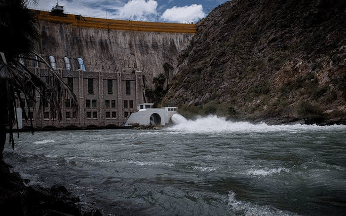 Aplicarán riego por horas y sanciones por desperdicio en el ciclo agrícola 2026