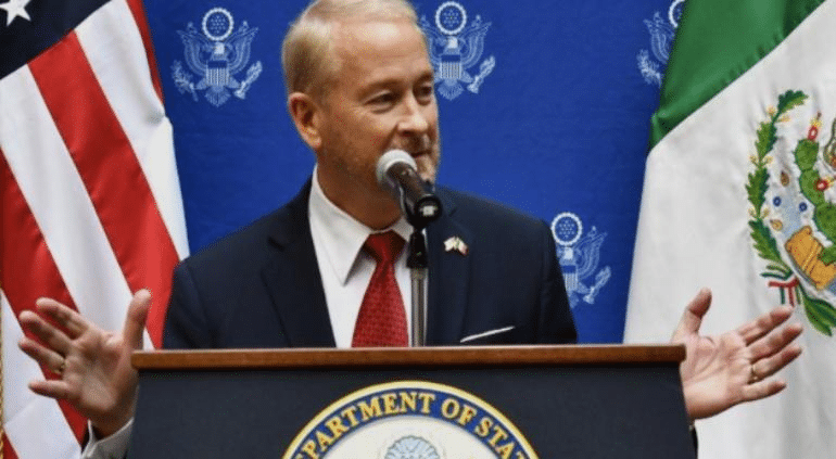 Colaboración histórica: Johnson tras envío de 37 capos de México a EU