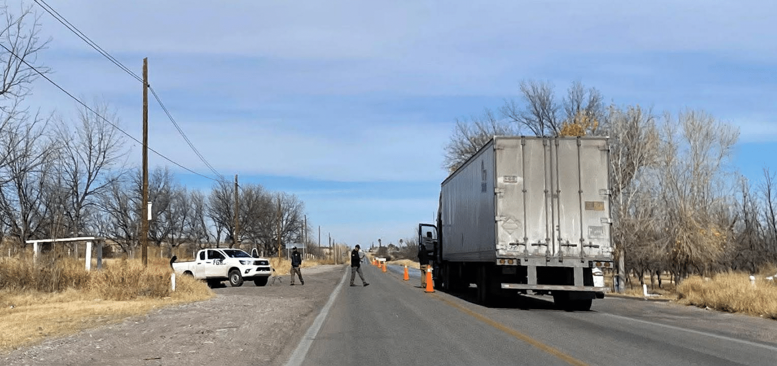 Autoridades piden a conductores circular con documentos en regla ante retén federal