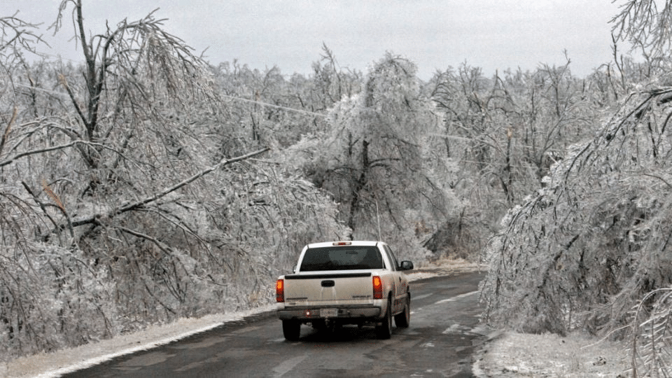 Tormenta invernal dejará un frío extremo esta noche en EU; suman 30 muertos
