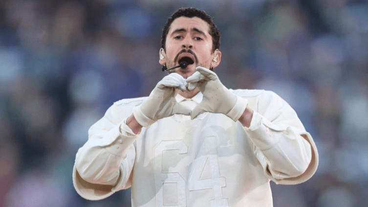 Piden republicanos “encerrar” a Bad Bunny por show del Super Bowl