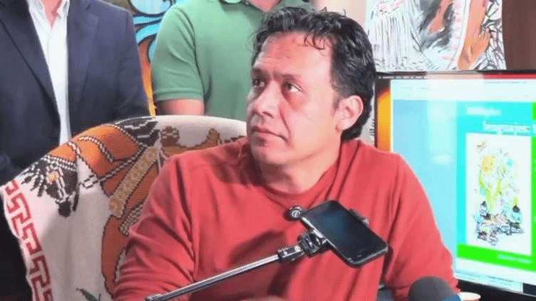 Soldado a la silla: Marx Arriaga asegura que no dejará la SEP