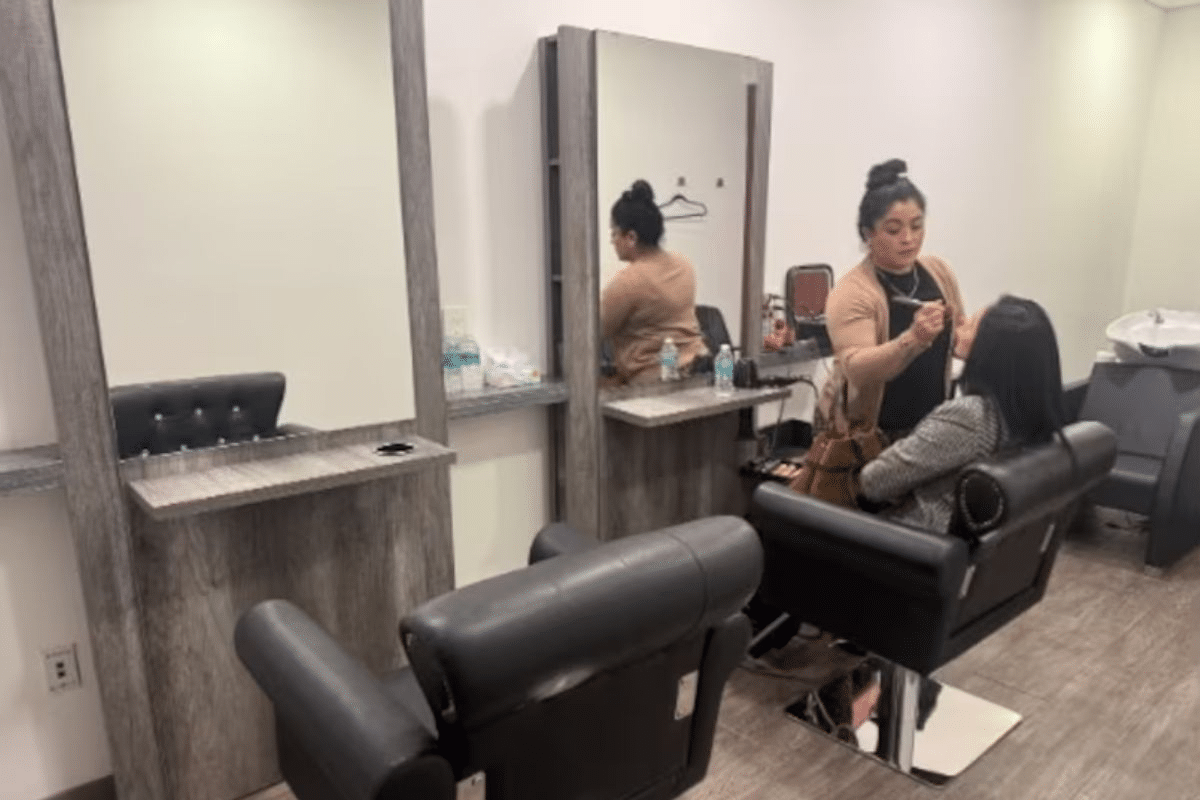 Cierran definitivamente salón de belleza en el Senado