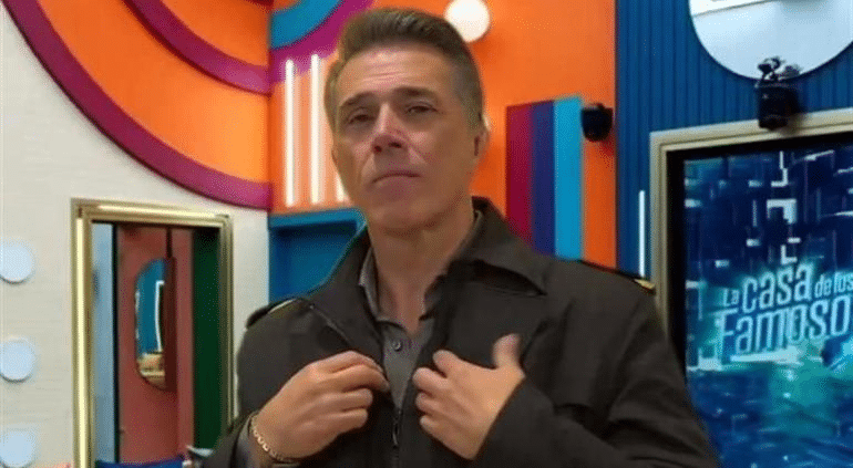 Prefiere Mayer la Casa de los Famosos sobre Congreso; pidió licencia