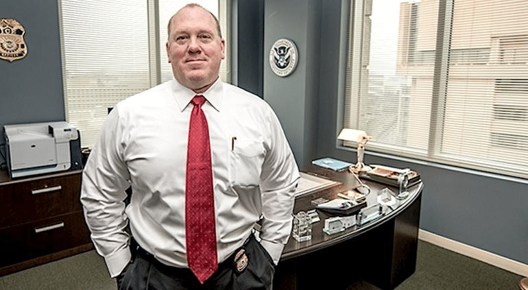 Retira ICE 700 agentes en Minnesota tras crisis migratoria