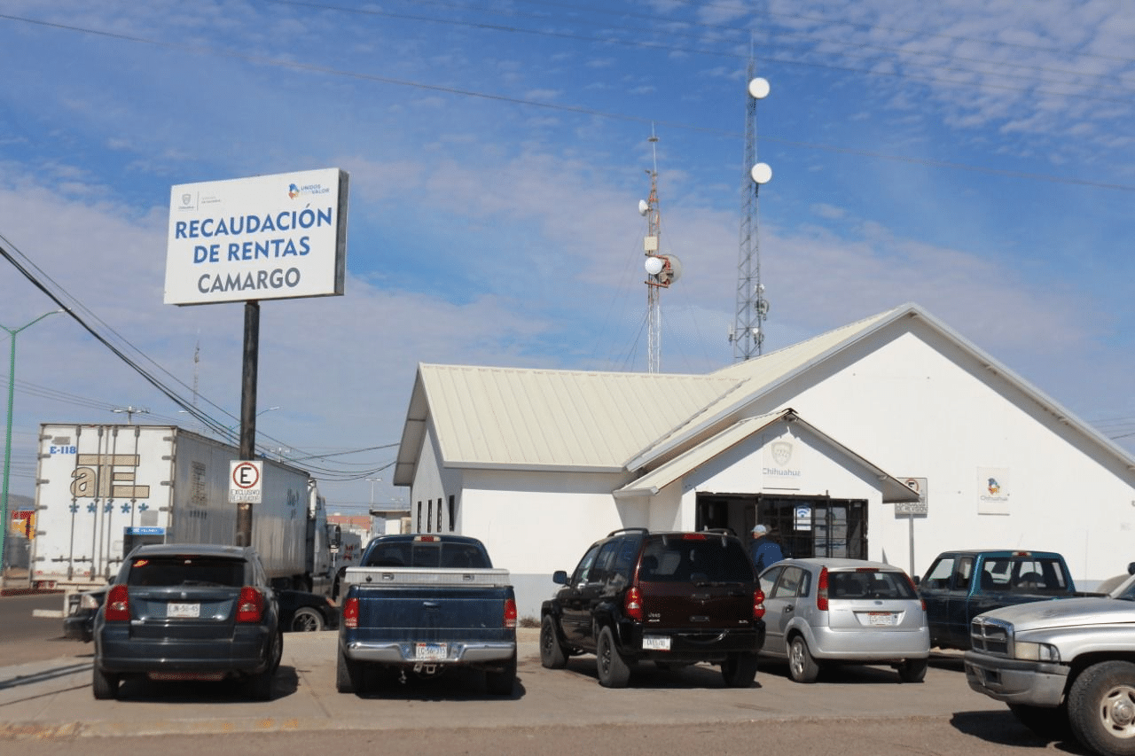 Extienden horario en Recaudación de Rentas para facilitar pago de revalidación