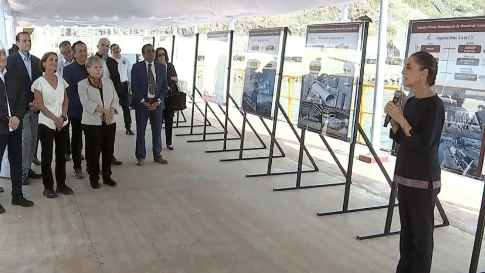 Anuncia Sheinbaum envío de ayuda humanitaria a Cuba; niega plática con Trump de freno a cargamentos de petróleo