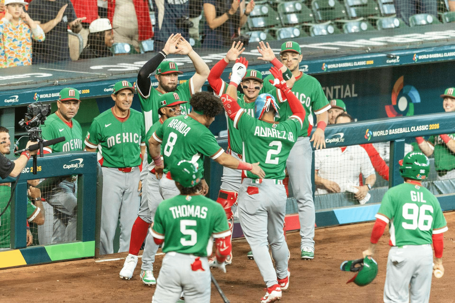 México debuta con victoria en el Clásico Mundial de Béisbol