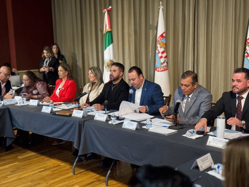 Encabeza Memo Ramírez reunión de la Mesa Directiva del Congreso en Ciudad Juárez