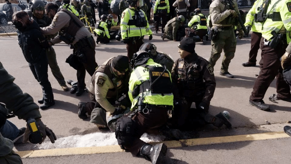 «Lo trataron peor que a un animal»: familia de migrante mexicano fallecido bajo custodia de ICE exige justicia