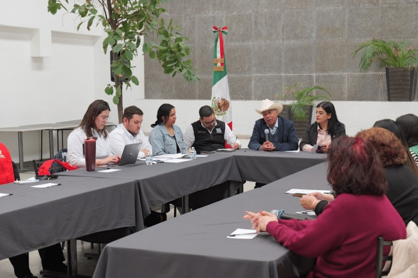 Arturo Zubía y la Comisión de Vinculación presentan en Camargo iniciativa de nueva Ley del Voluntariado