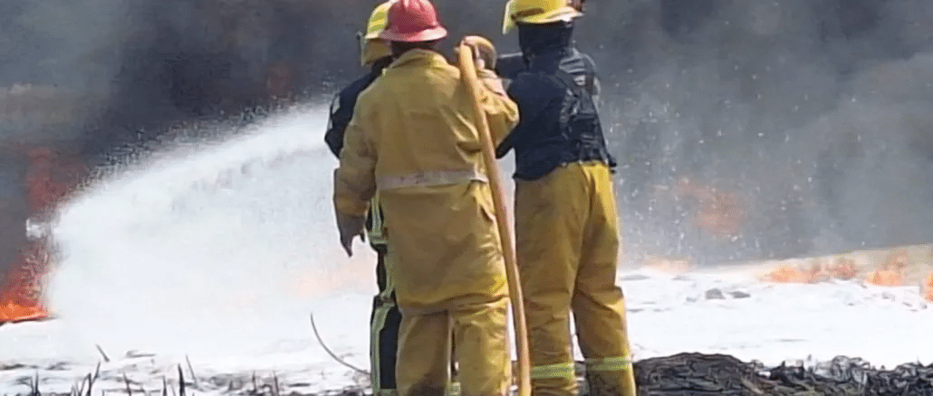 Se incendia vehículo en el kilómetro 40; no hay lesionados