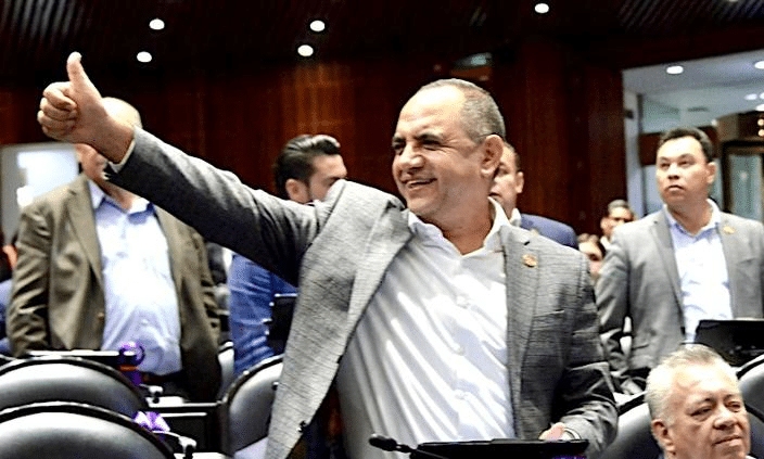 «Hay con queso para las enchiladas»: Chávez por destape de Alex y Tony