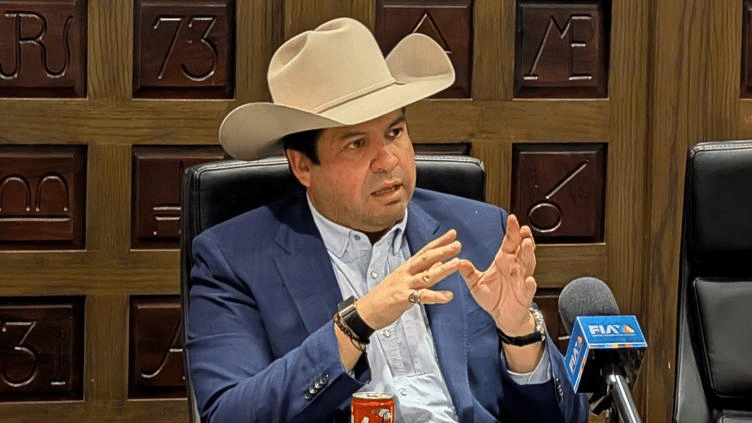 Exsecretario de Trump aliado de UGRCH; buscan cabildeo en EE.UU.