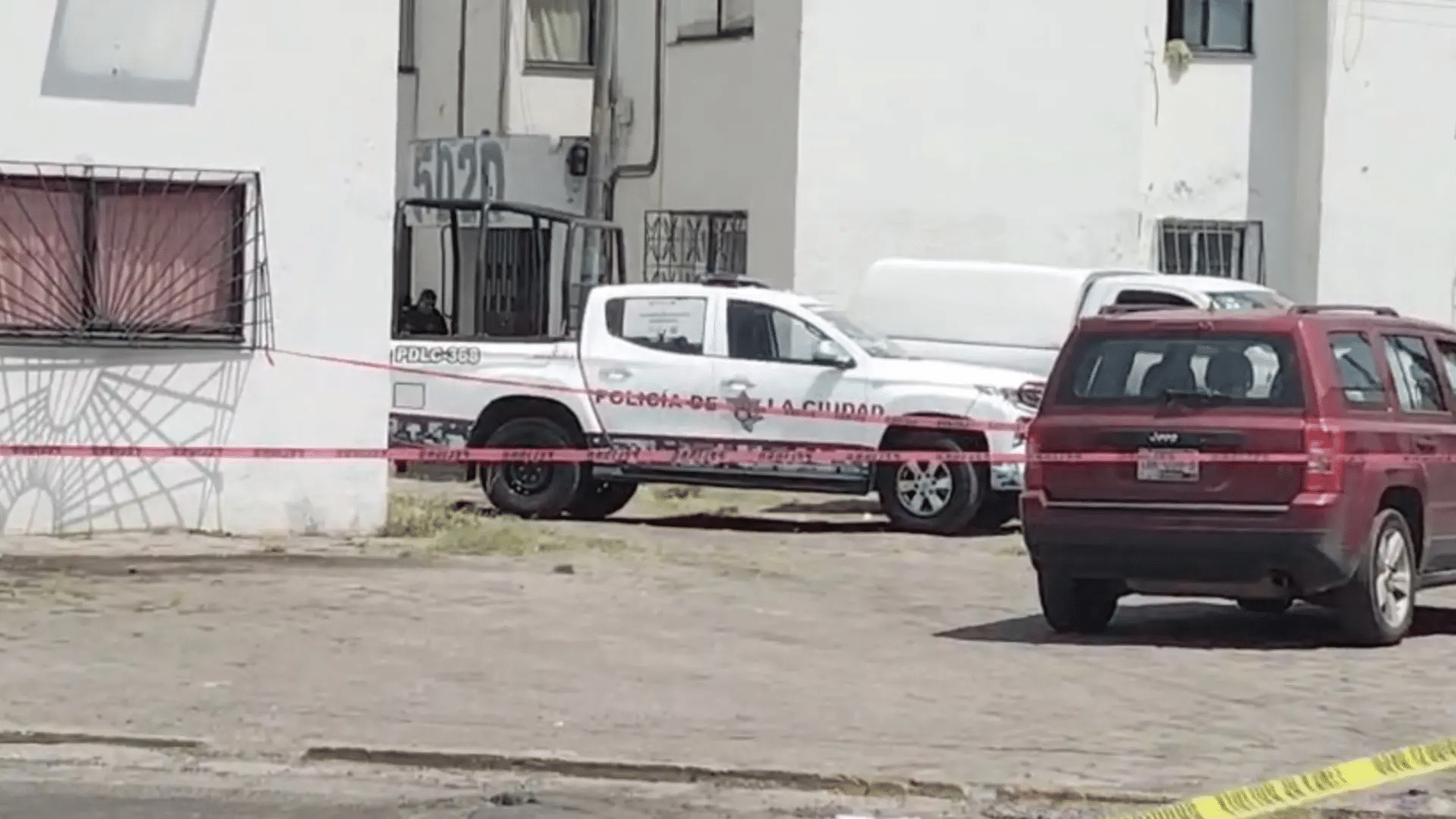 Murió niño tras caer de ventana, su mamá lo dejó solo para ir a bar