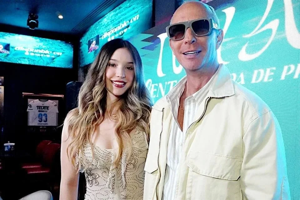 Prioriza Erik Rubín la carrera de su hija