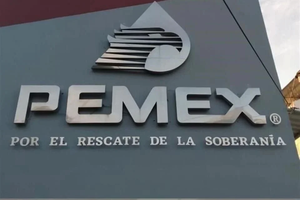Absorberá Pemex a casi todas sus filiales