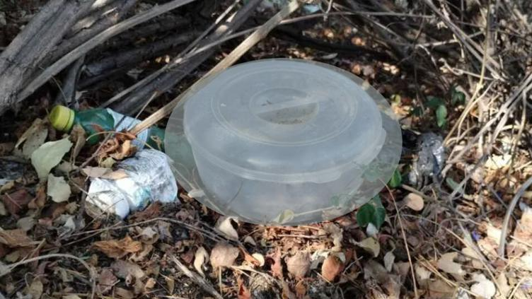 Enontraron feto dentro de “tupper” en carretera de Guerrero