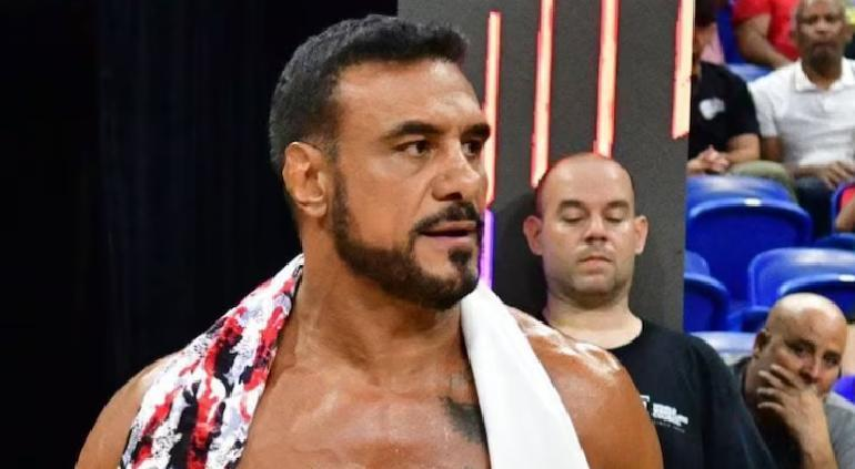 ¿Se burló de su demanda? Reapareció «El Patrón» en la lucha libre