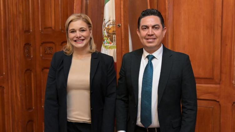 Compareció Consejero Jurídico a nombre de Maru en la FGR de Juárez