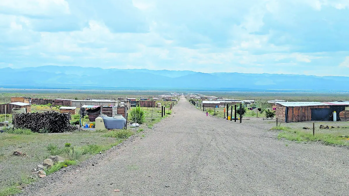 Comunidades rurales de Jiménez producirán sus propios adoquines para pavimentar calles