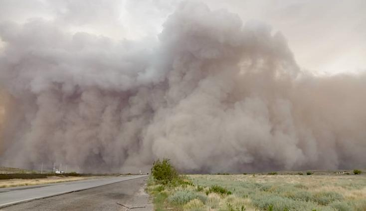 Mantienen alerta por tormentas de polvo en carreteras