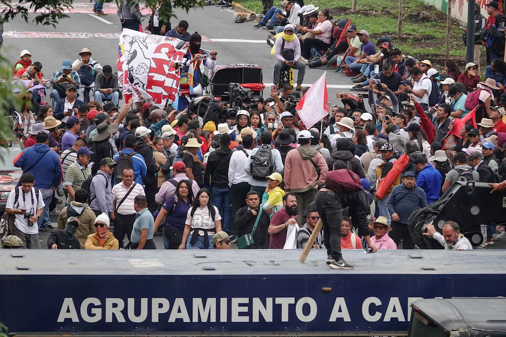 CDMX vive una mañana tensa previo al Mundial a la espera del anuncio de movilizaciones de la CNTE