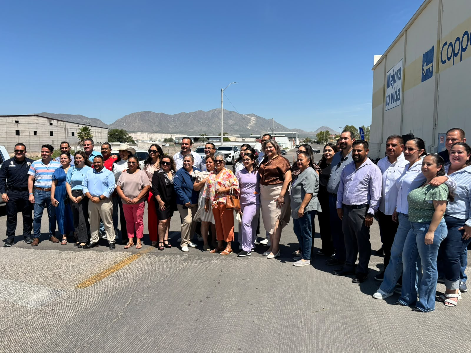 Entregan renovada la calle Ojinaga; obra de 7.2 millones fortalece acceso al Hospital General y sectores aledaños