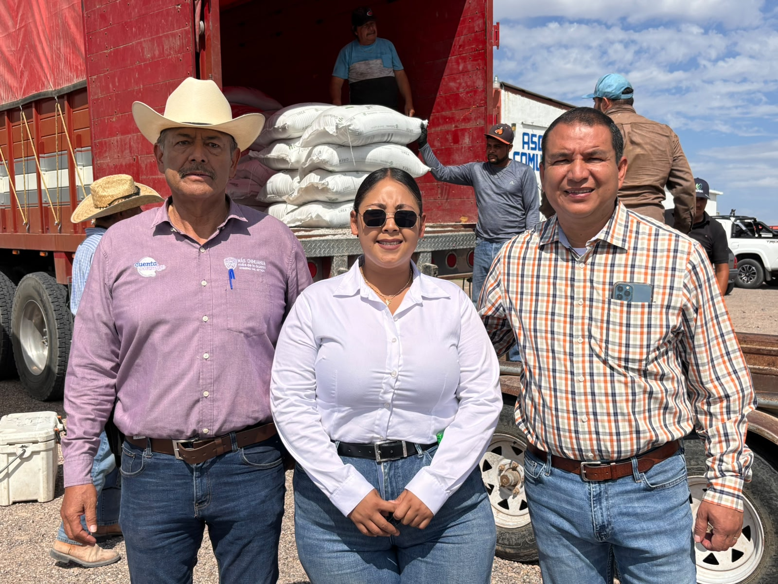 Apoyan a productores de La Cruz con subsidio para fertilizante; convocatoria continúa abierta