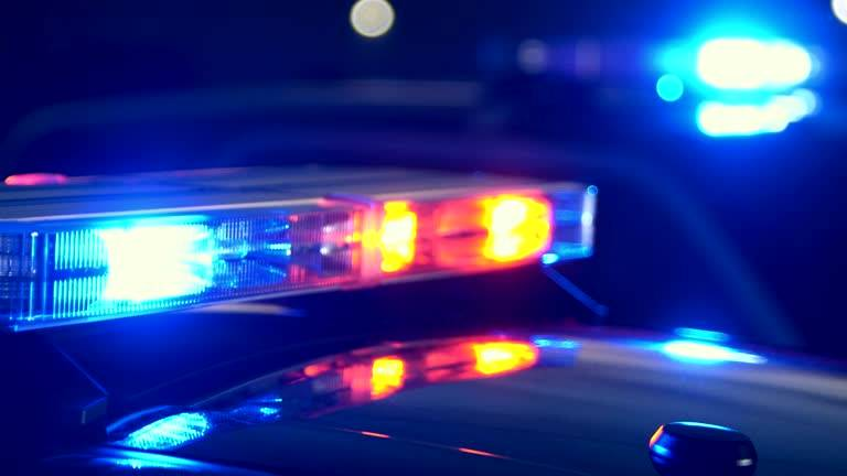 Policía repele agresión durante riña en la Deportiva Colosio; un hombre fallece y dos son detenidos