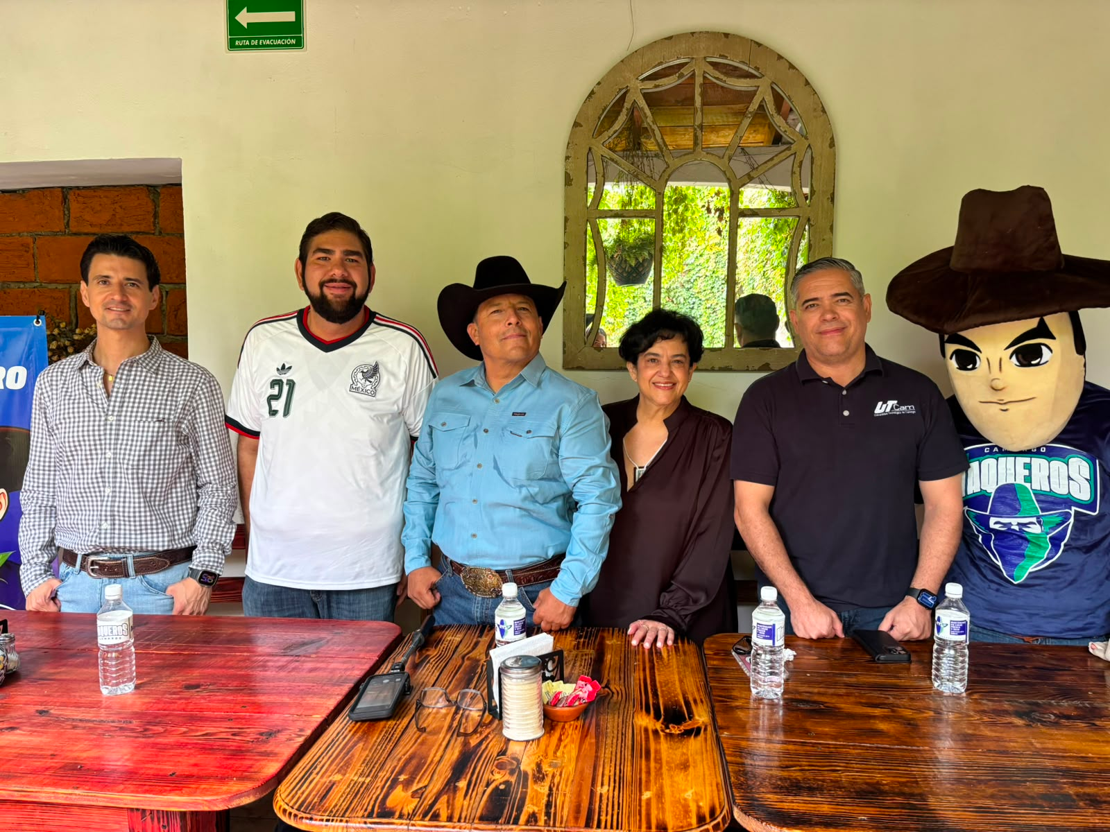 Con rodeo, música country y elección de reyes vaqueros, la UTCAM prepara una gran fiesta familiar este domingo