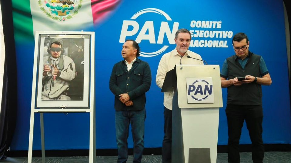 PAN exige detallar el motivo por el que EU retiró la visa al hijo de AMLO y abrir una investigación en México de las acusaciones en su contra