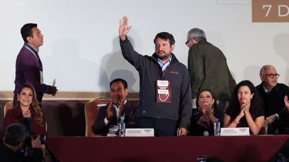 “Está haciendo lo que pedimos”; Ariadna Montiel defiende a Andy López de acusaciones de actos anticipados de campaña