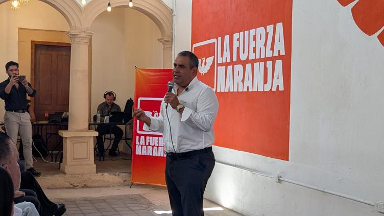 Caballo Lozoya levanta la mano para buscar la gubernatura de Chihuahua 2027