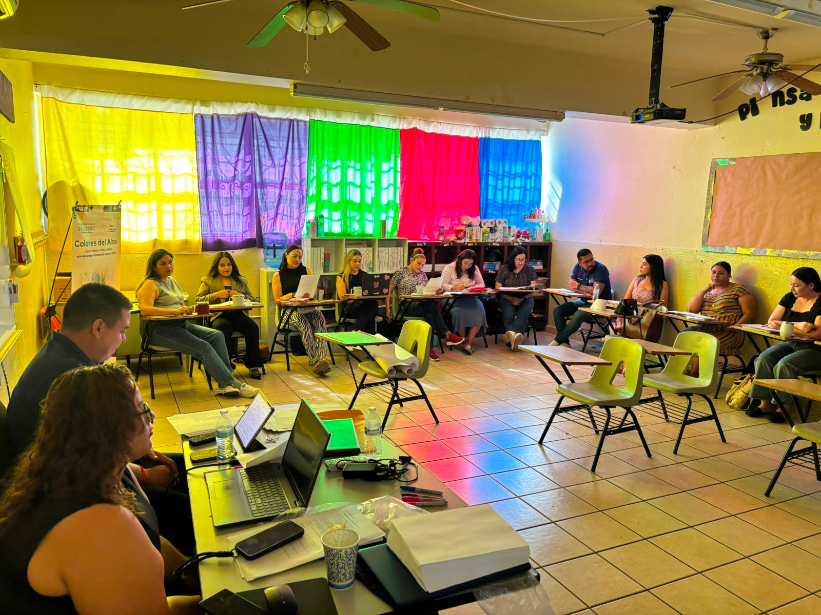 FICOSEC fortalece la prevención de v1olenci4 s3xu4l en escuelas de Camargo con el proyecto Colores del Alma