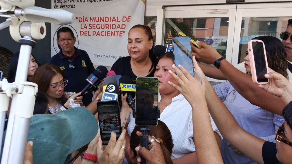 “Faltan insumos y medicamentos”: Madres de niños con cáncer en Veracruz dicen que Nahle miente
