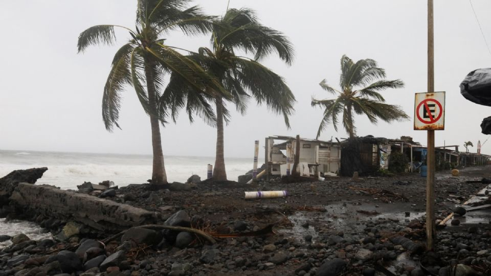 El huracán «Polo» toma fuerza y vuelve a alcanzar la categoría 5; provocará fuertes lluvias en seis estados